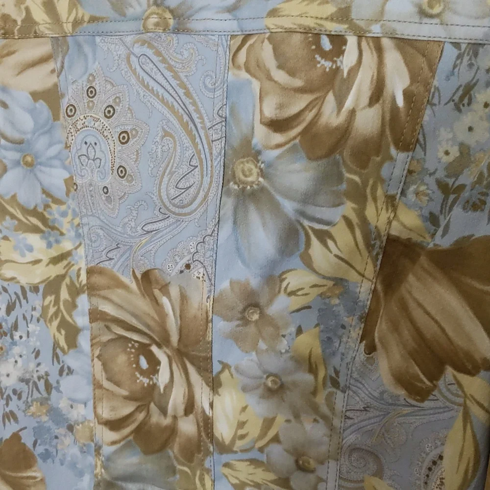 Apanage| Floral Cotton Denim Look Button Up Jacket With Front Pockets - Picture 4 of 13